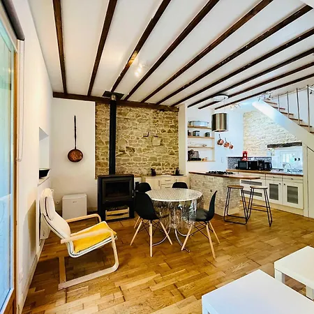 Casa vacanze Le Nid De Pierre Cozy & Near The Center