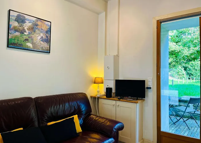 Holiday home Le Nid De Pierre Cozy & Near The Center Saint-Pierre-Eglise